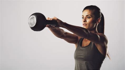 How to Do the Kettlebell Swing for Explosive Power, .